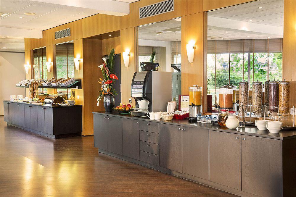Oceania Quimper Hotel Bagian luar foto