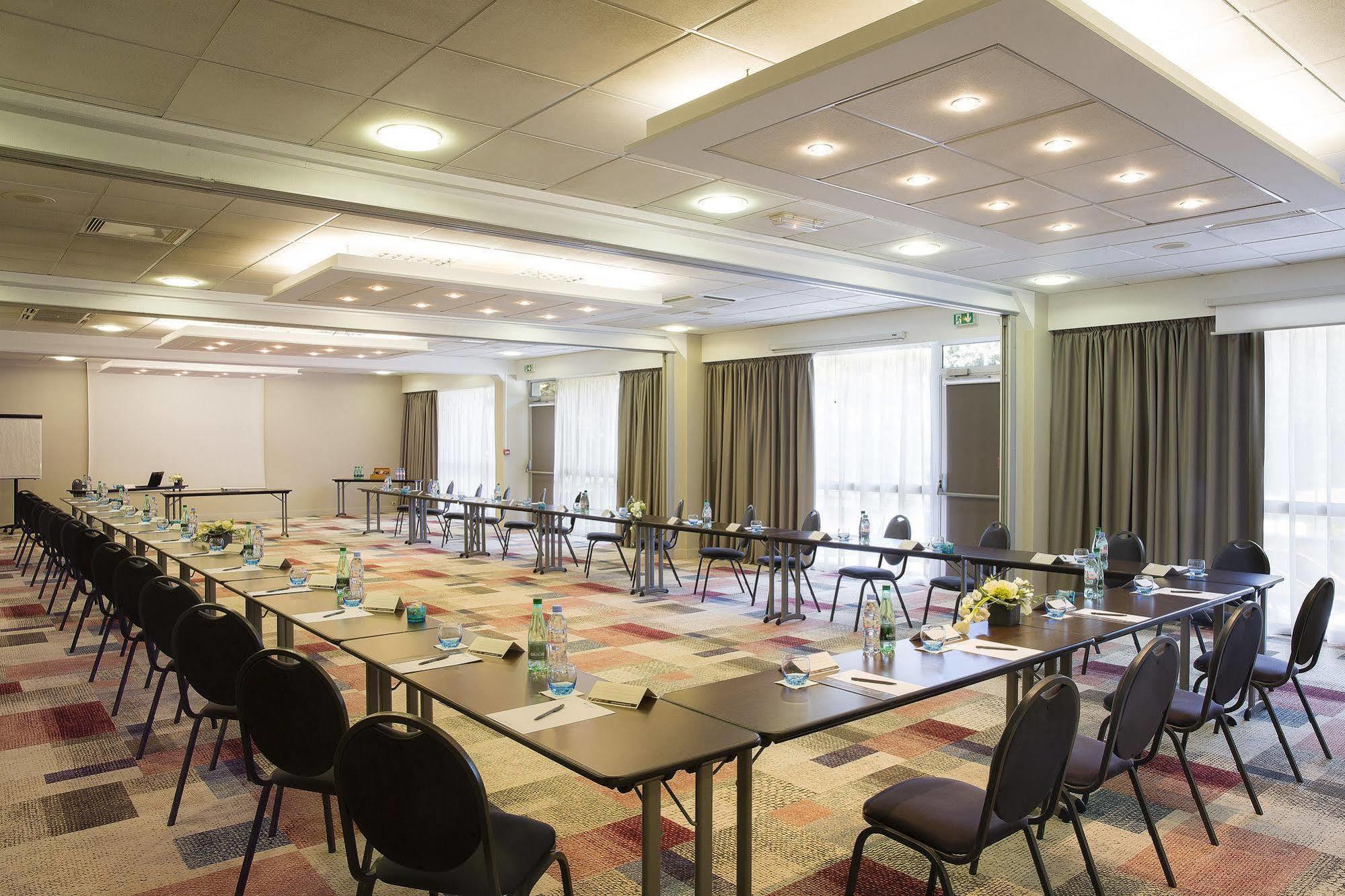 Oceania Quimper Hotel Bagian luar foto